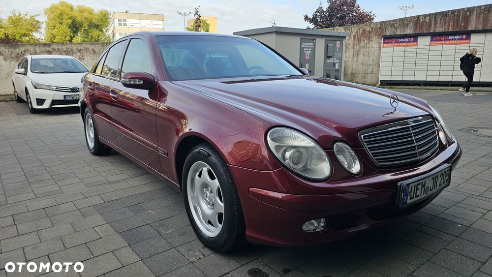 Mercedes-Benz Klasa E - 9