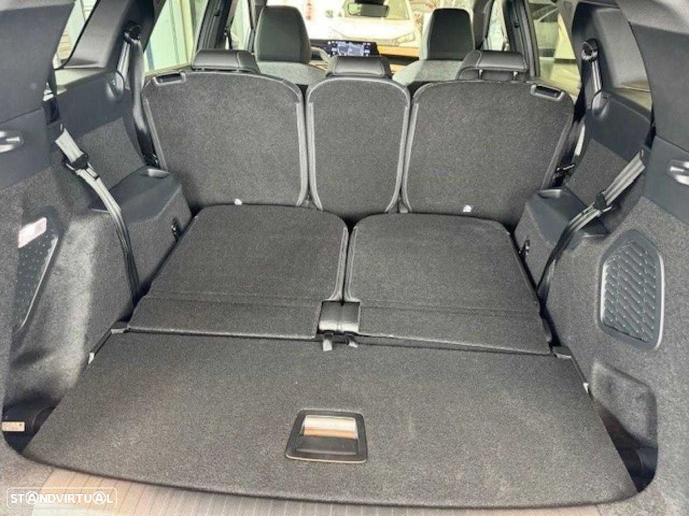 Peugeot 5008 - 12