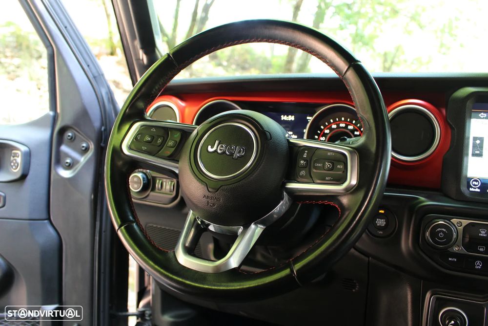 Jeep Wrangler — fotografia 17