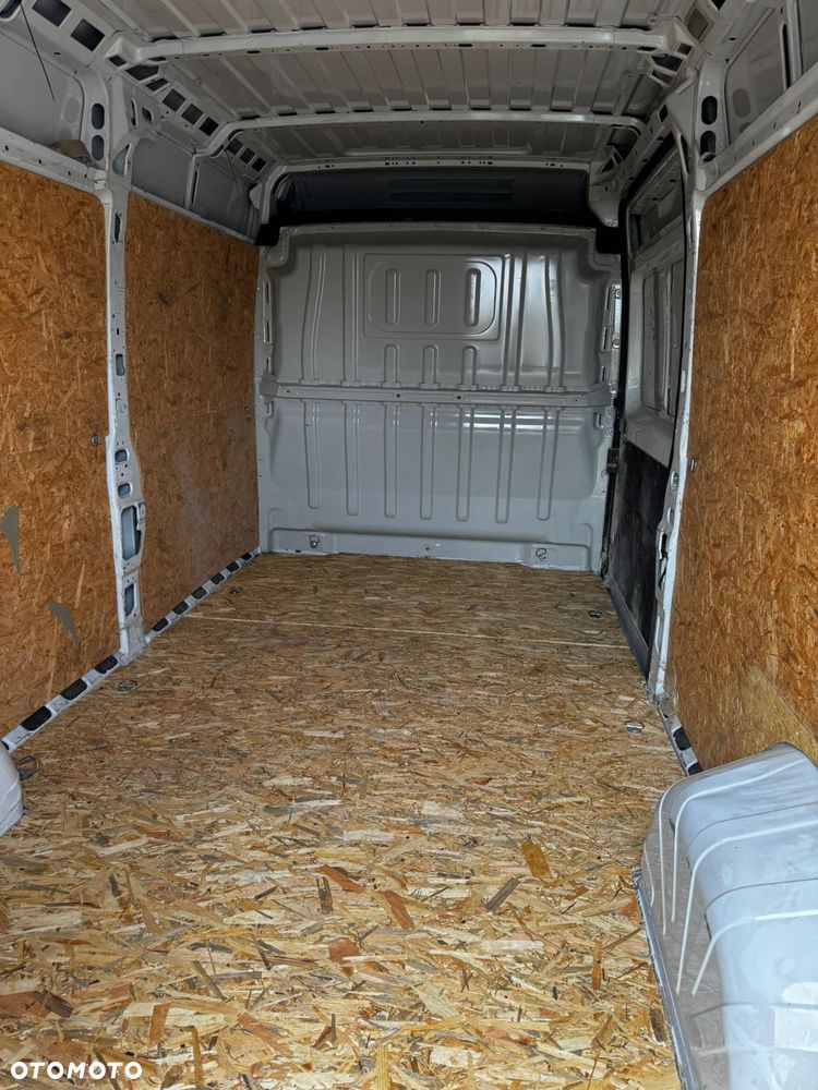 Opel Movano - 8