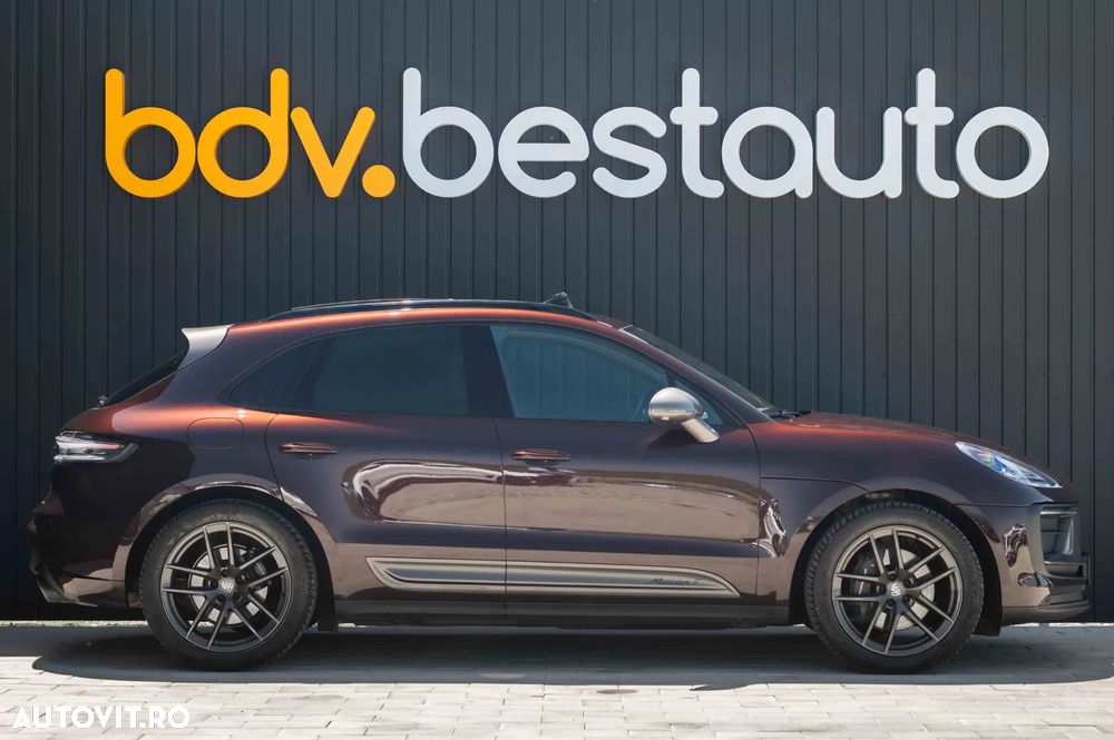 Porsche Macan T - 12