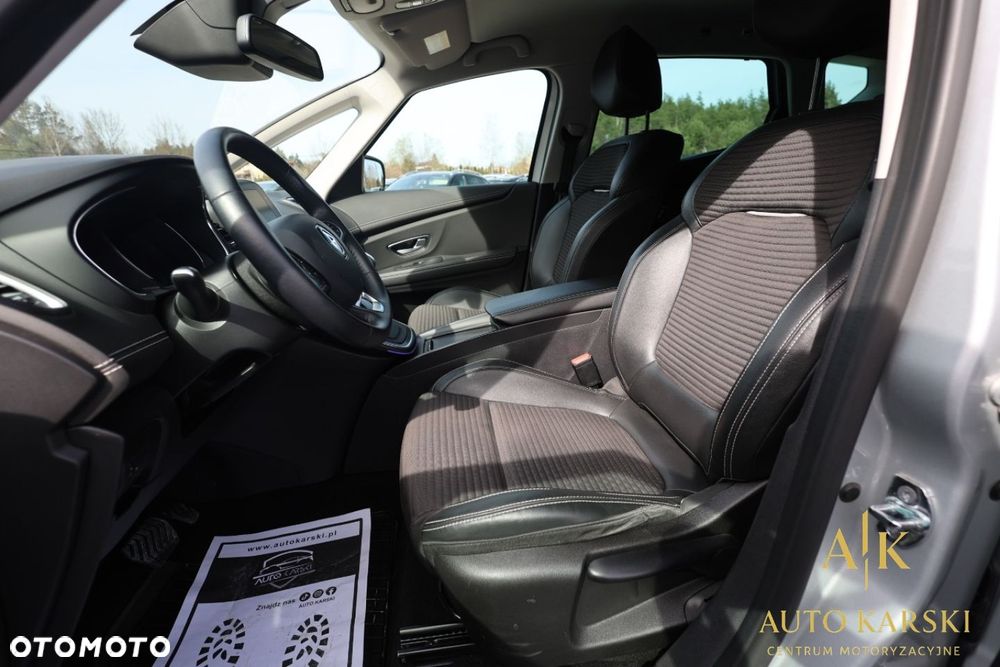 Renault Scenic - 36