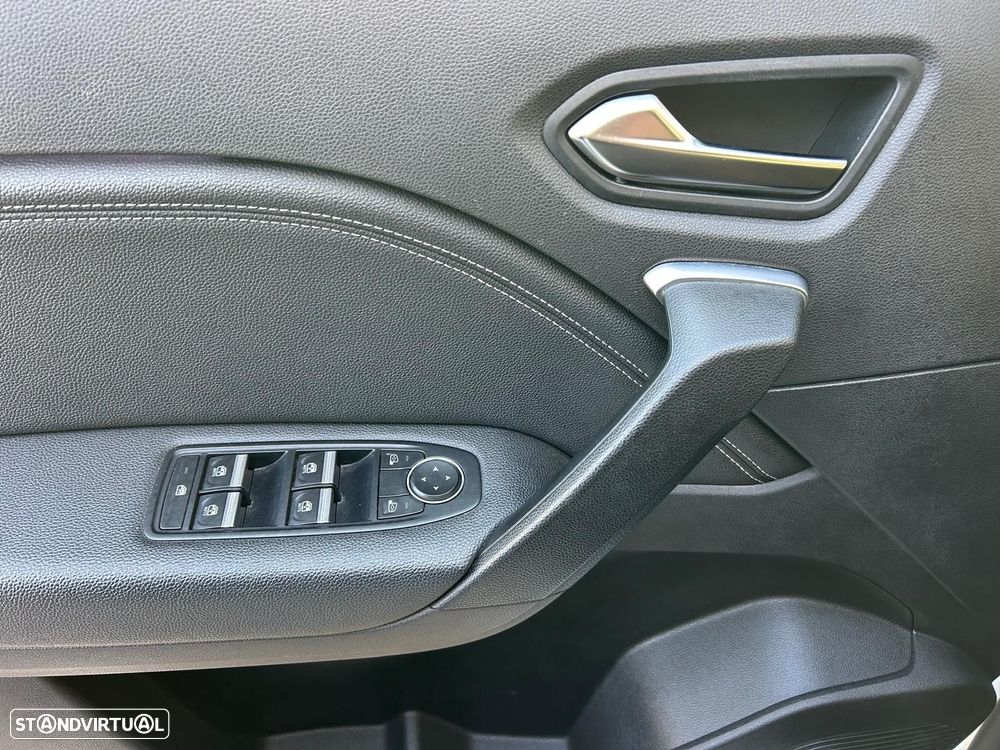 Renault Captur 1.0 TCe Techno - 45