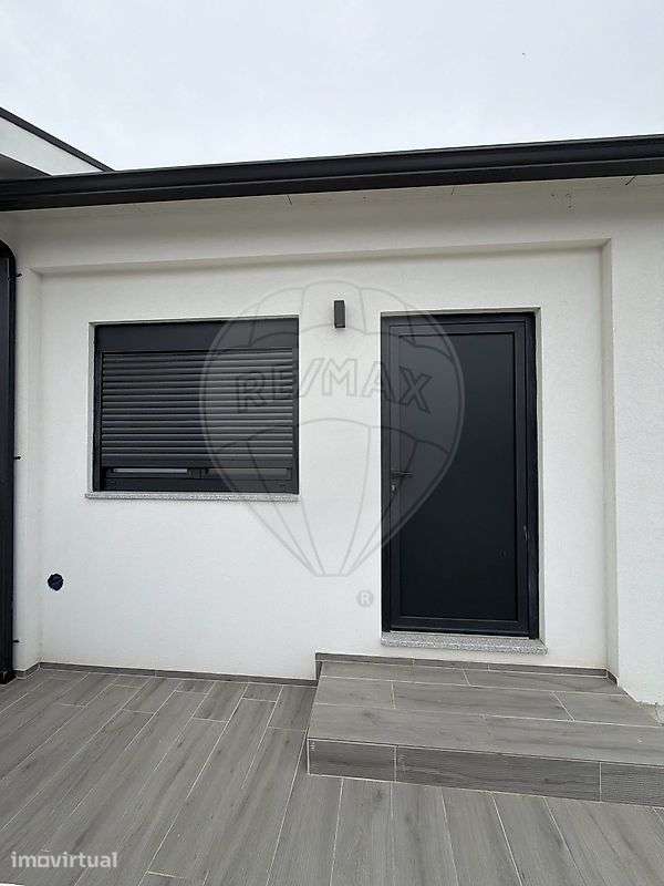 Moradia T1 para venda - Grande imagem: 4/15