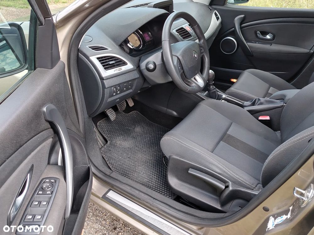 Renault Megane - 12