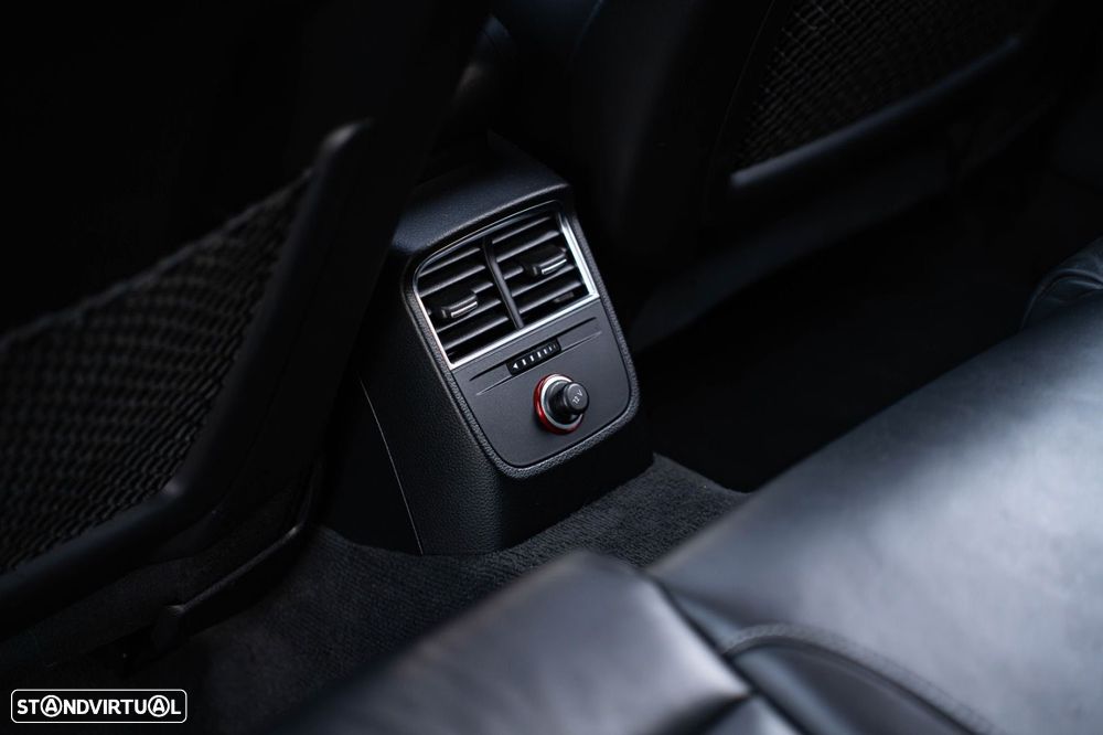 Audi S3 Sportback 2.0 TFSi quattro S tronic - 31