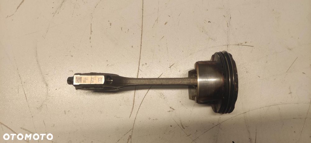 TŁOK KORBOWÓD HYUNDAI I20 KIA RIO STOIC 1.4 BENZYNA G4LC - 4