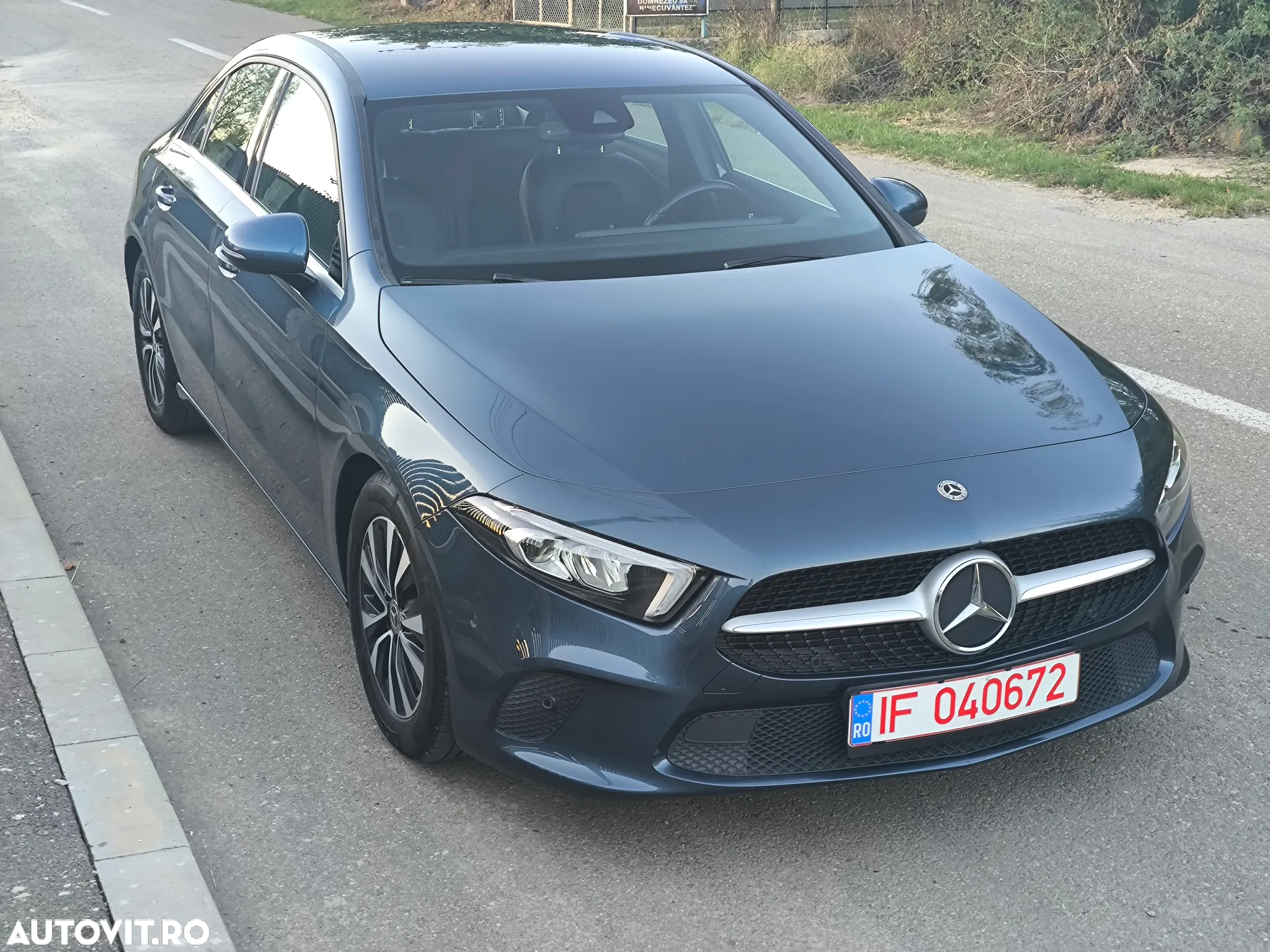 Mercedes-Benz A 180 Sedan - 6