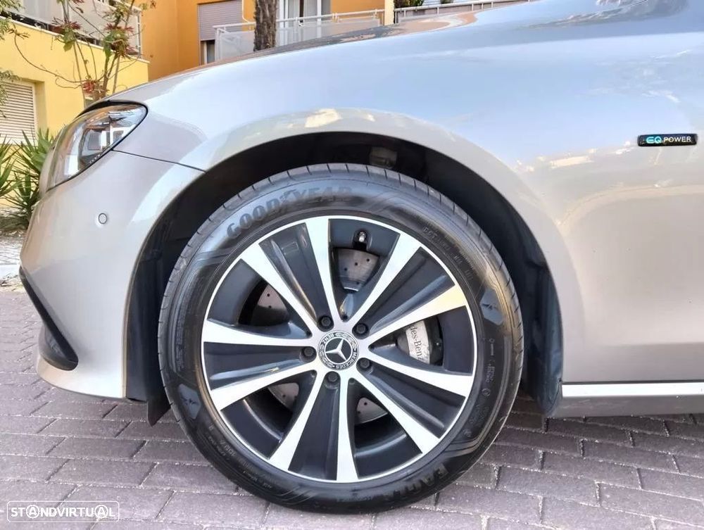 Mercedes-Benz E 300 de Avantgarde 4Matic - 9