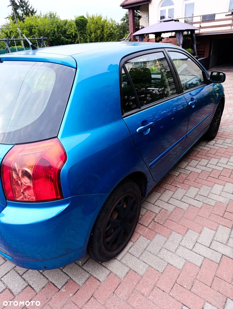 Toyota Corolla 1.4 D-4D Luna - 4