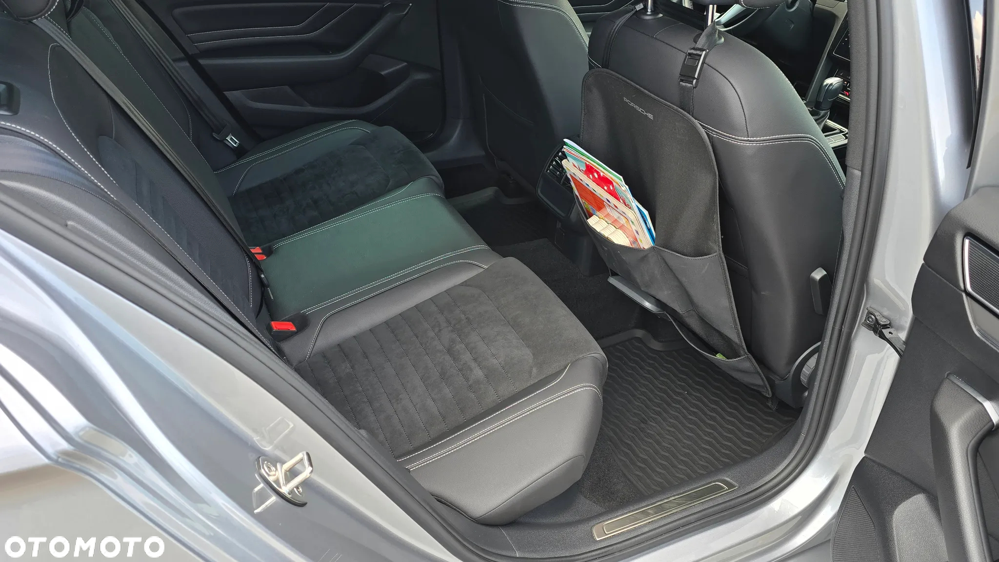 Volkswagen Passat 1.5 TSI EVO Elegance DSG - 31