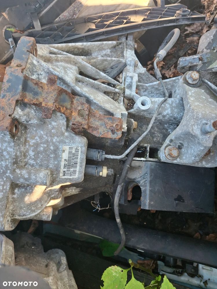 Skrzynia Ford Fiesta MK7 1,25 8A6R-7002JF z Niemiec - 2