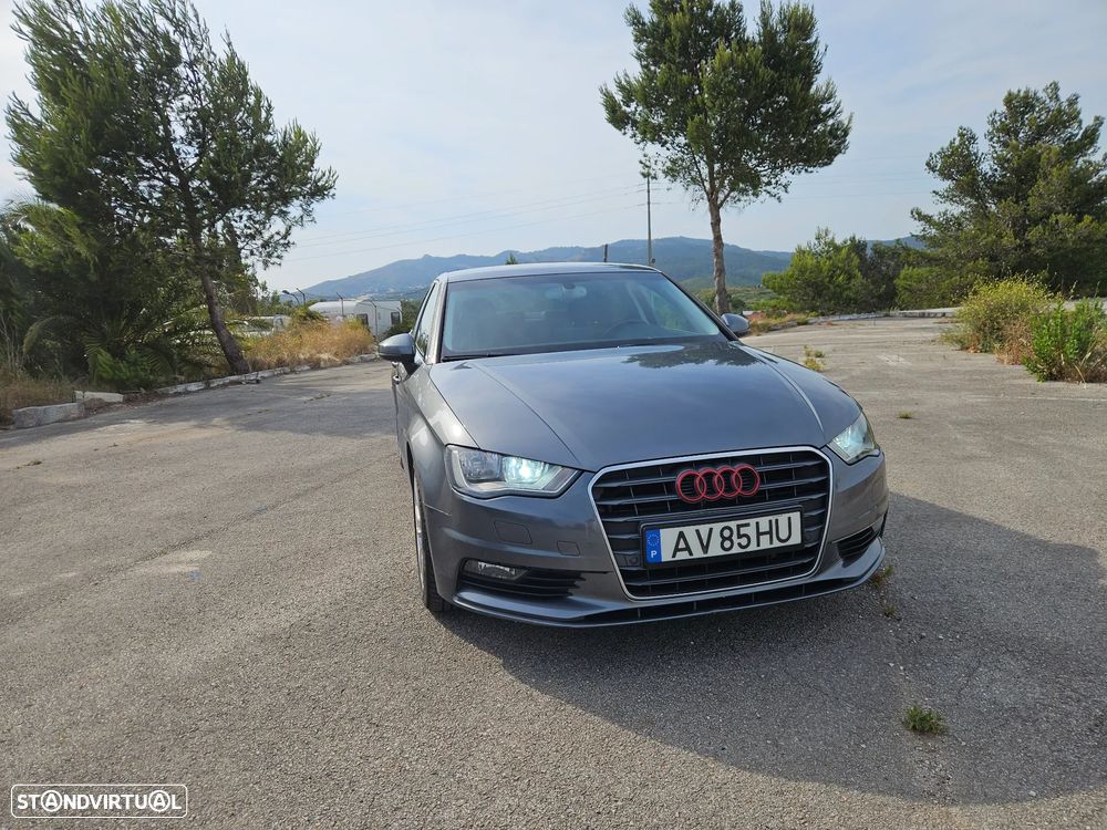 Audi A3 Limousine 1.6 TDI Limousine(clean diesel) S tronic S line Sport Pack - 2