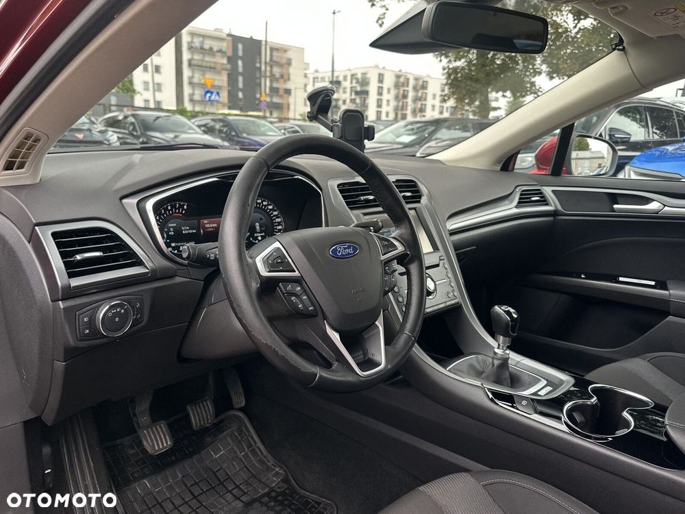 Ford Mondeo - 12