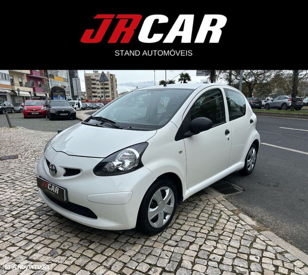 Toyota Aygo - 2