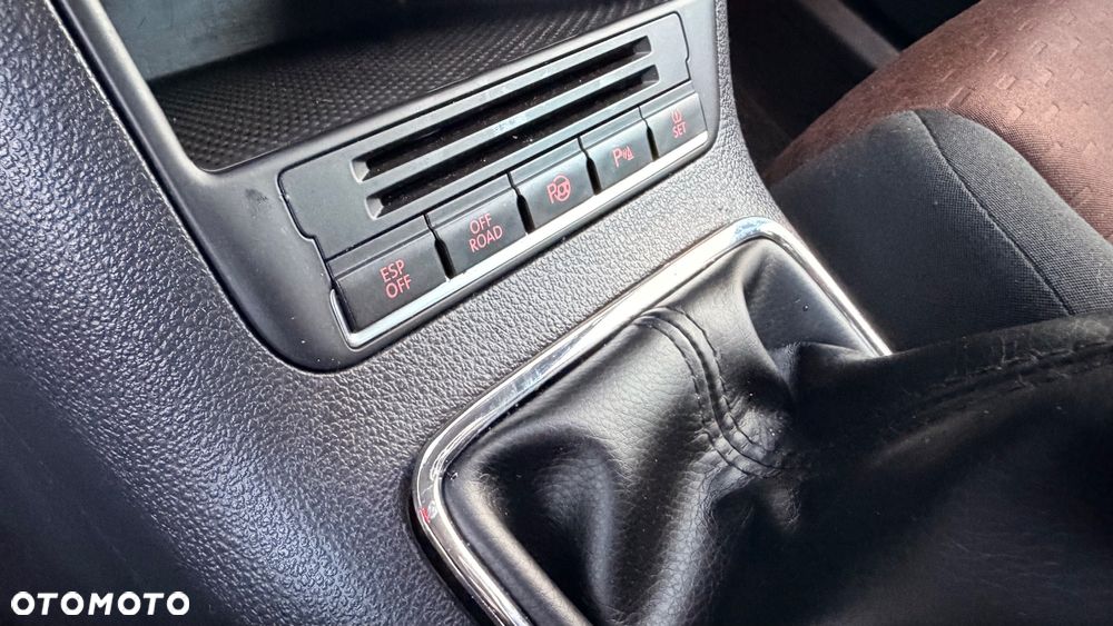 Volkswagen Tiguan 2.0 TDI DPF 4Motion Team - 17