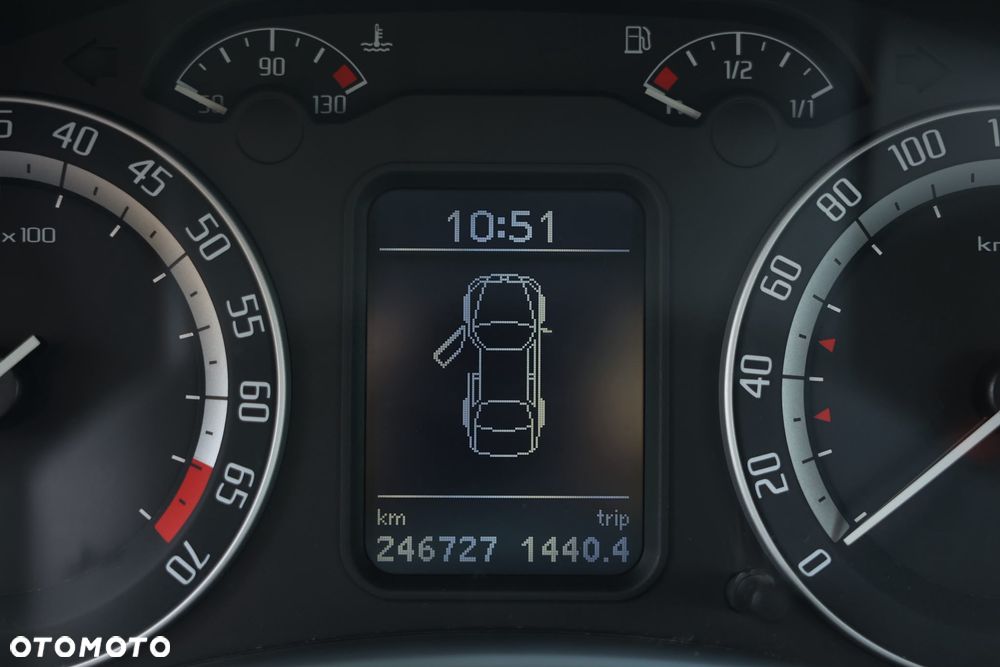 Skoda Octavia 2.0 TFSI RS - 10