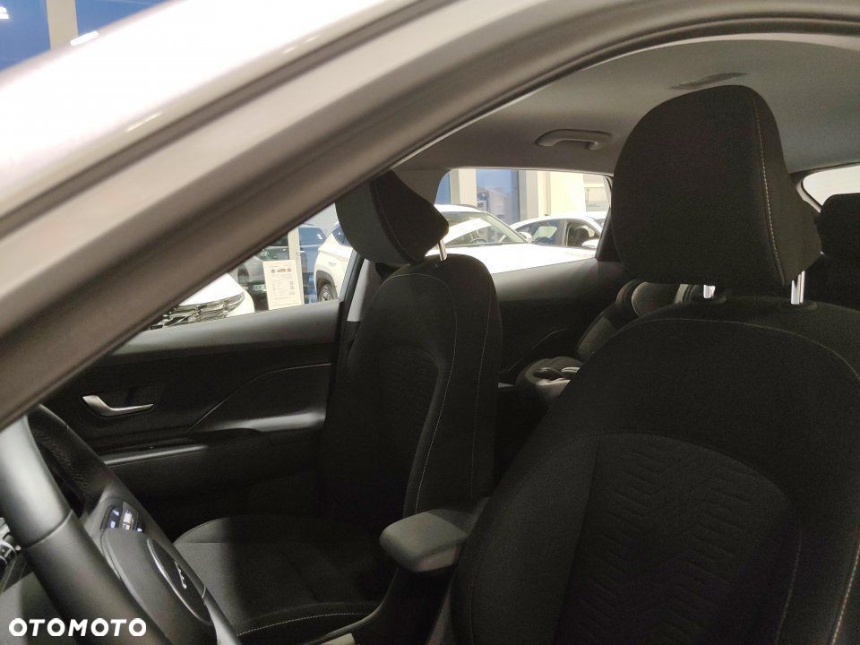Hyundai Kona - 12