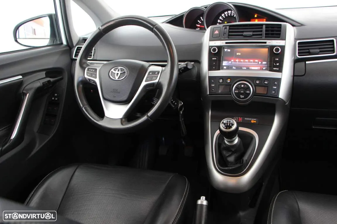Toyota Verso 1.6 D-4D Exclusive - 2