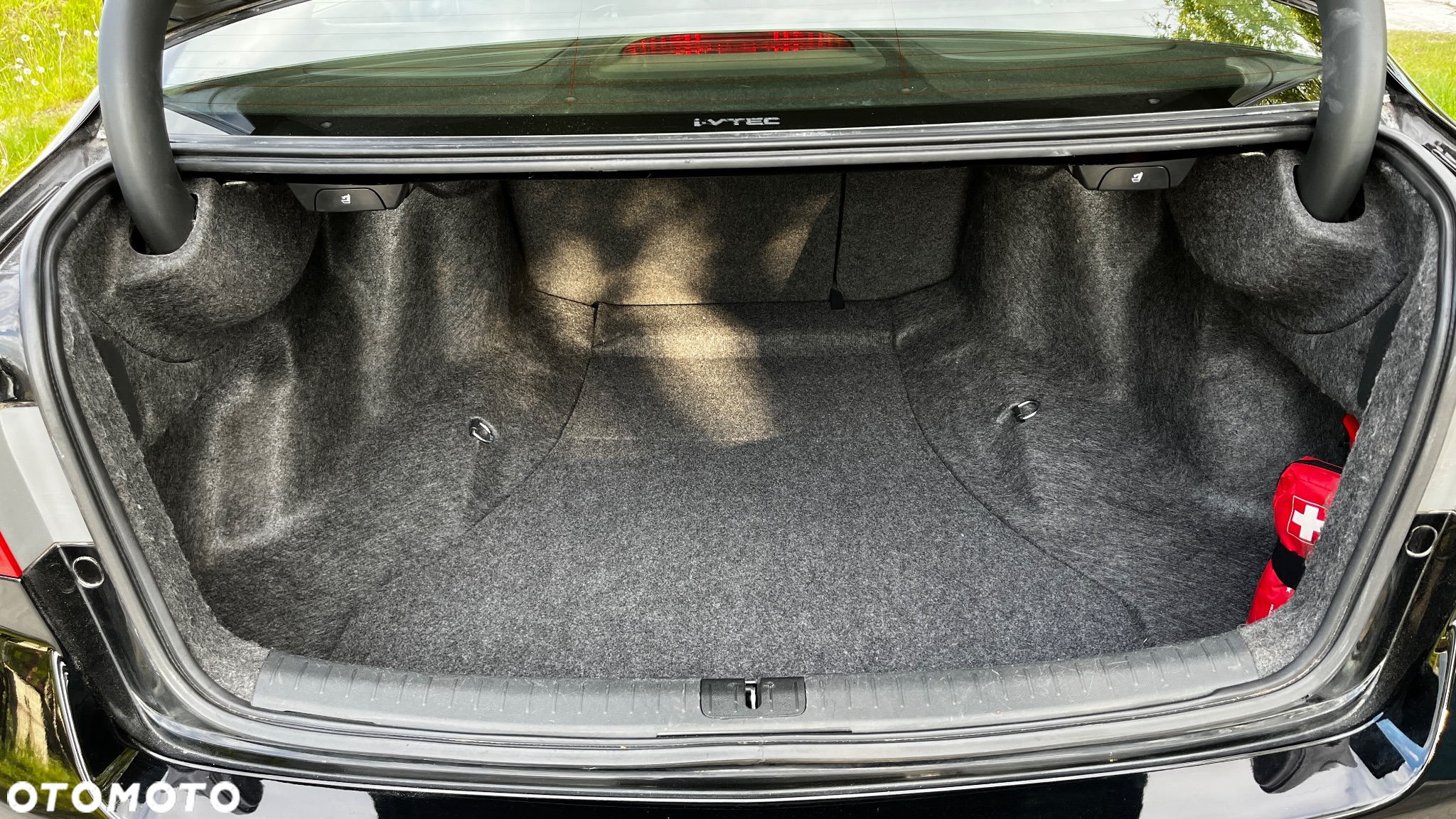 Honda Accord 2.0 Executive - 16