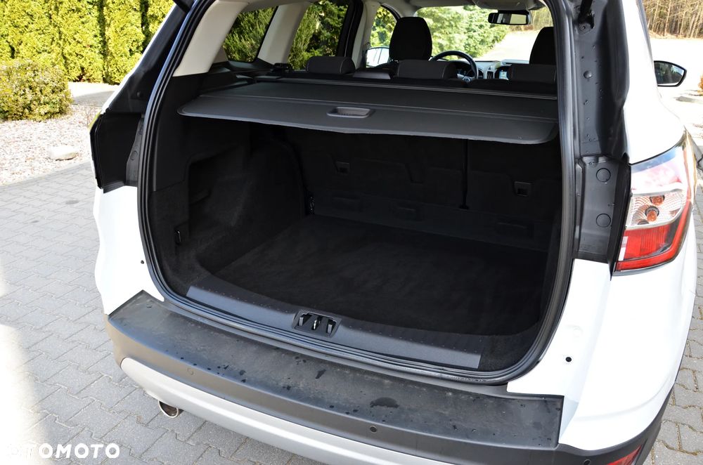 Ford Kuga 2.0 TDCi AWD Titanium - 32