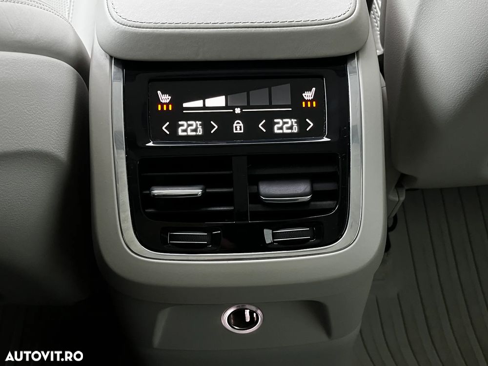 Volvo XC 90 T8 Twin Engine AWD Inscription - 10