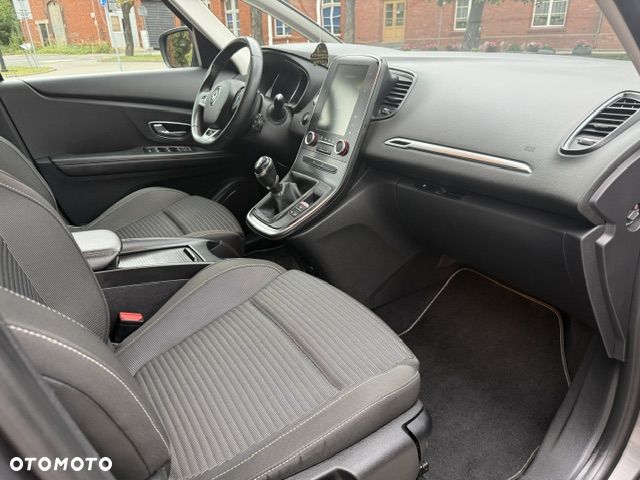 Renault Scenic - 18