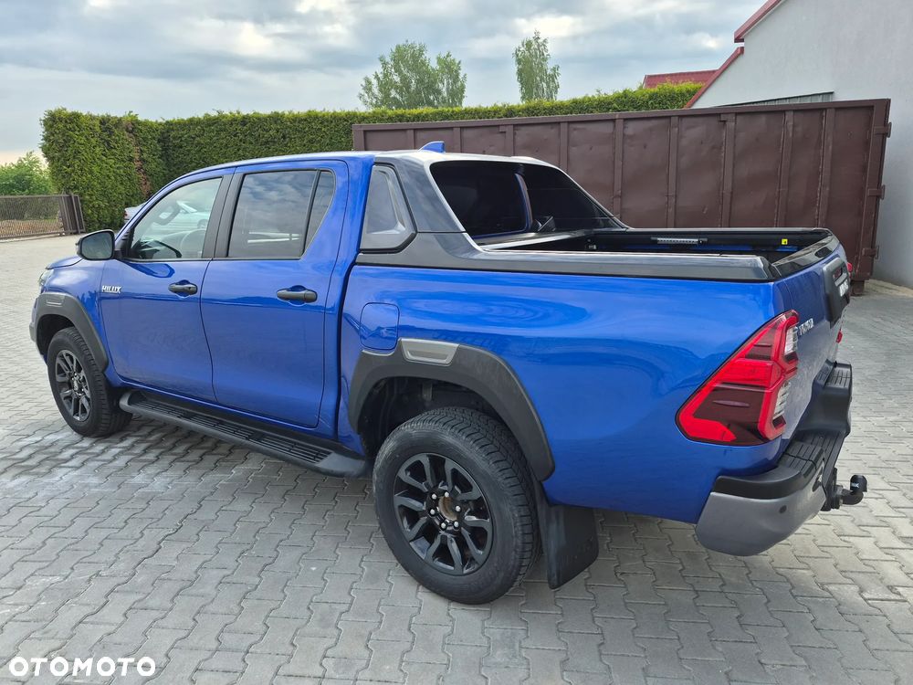 Toyota Hilux 2.8 D-4D Double Cab Invincible Sport 4x4 - 6