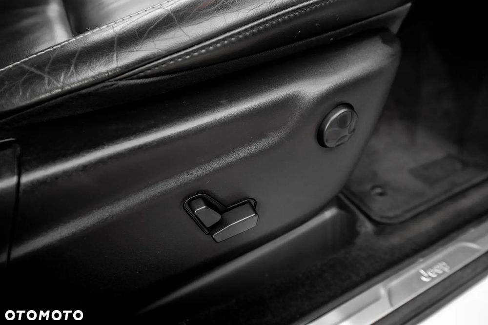 Jeep Grand Cherokee 3.0 V6 Multijet 4WD Automatik Overland - 26