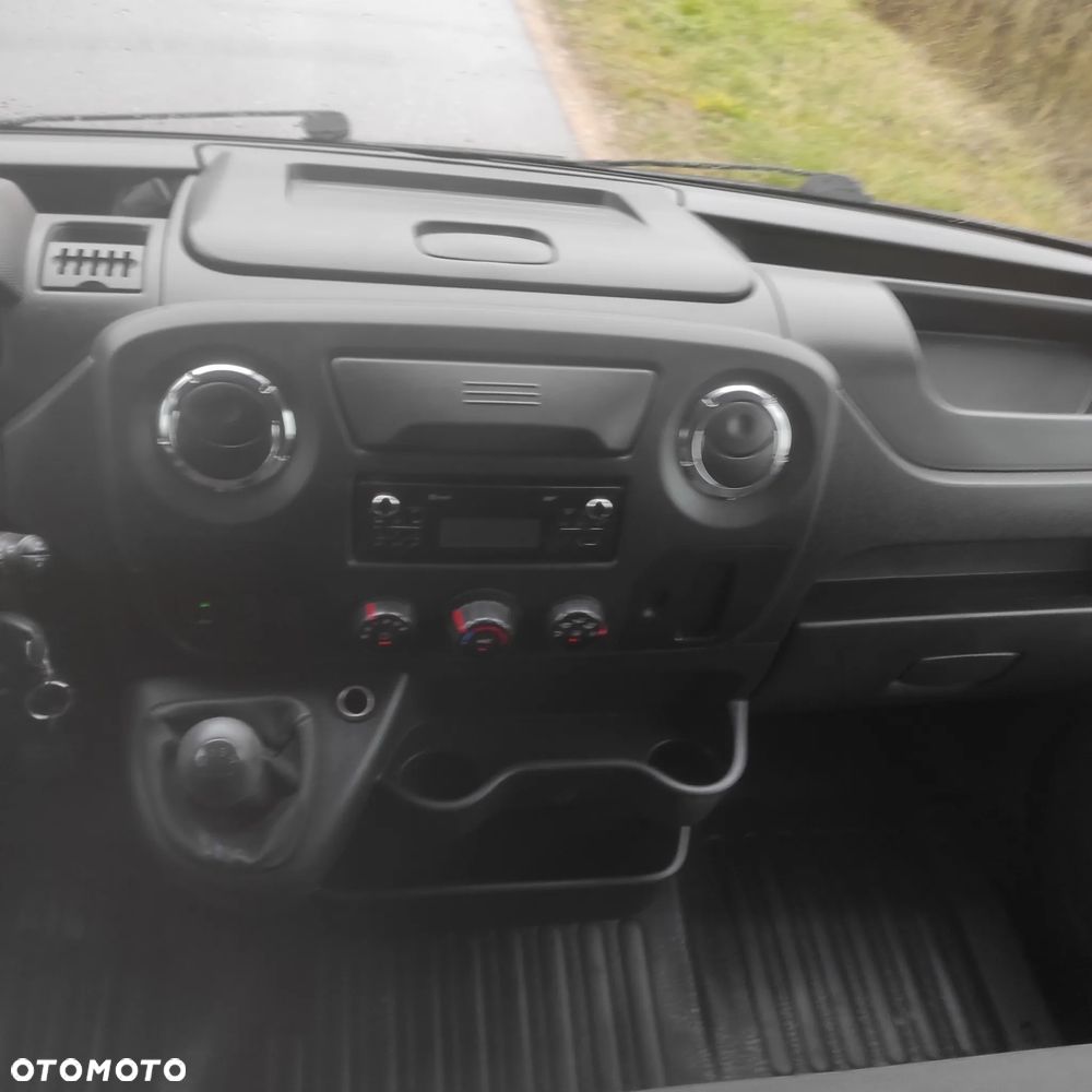Renault Master - 24