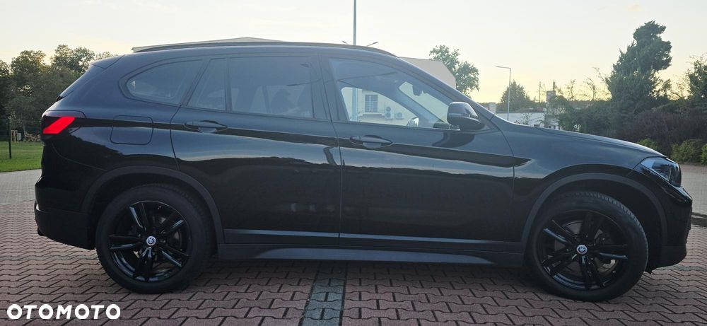 BMW X1 sDrive18d Advantage sport - 4