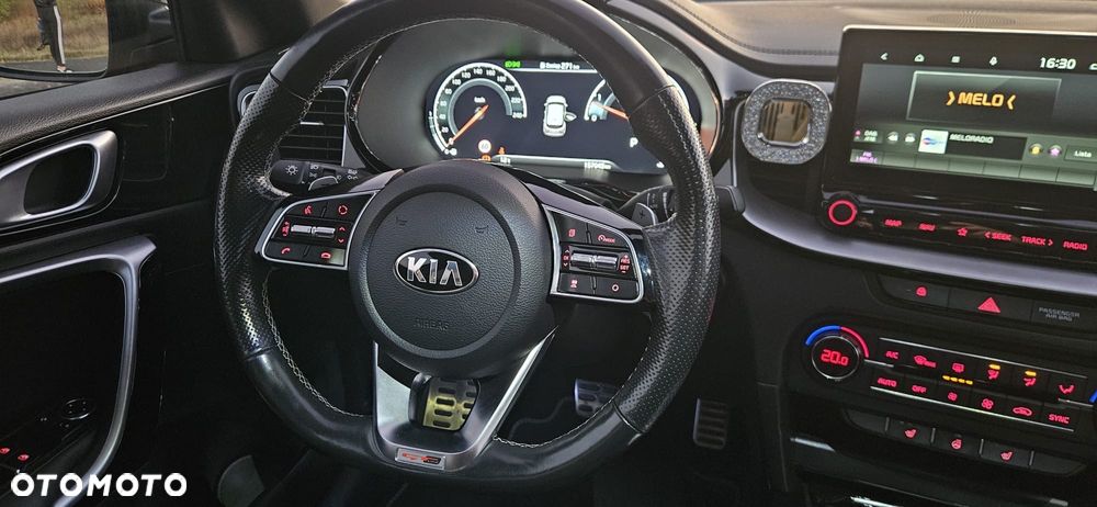 Kia ProCeed 1.4 T-GDI DCT7 OPF GT LINE - 26