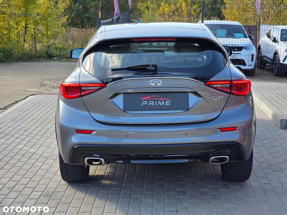 Infiniti Q30 2.2d Premium Tech 7DCT - 14