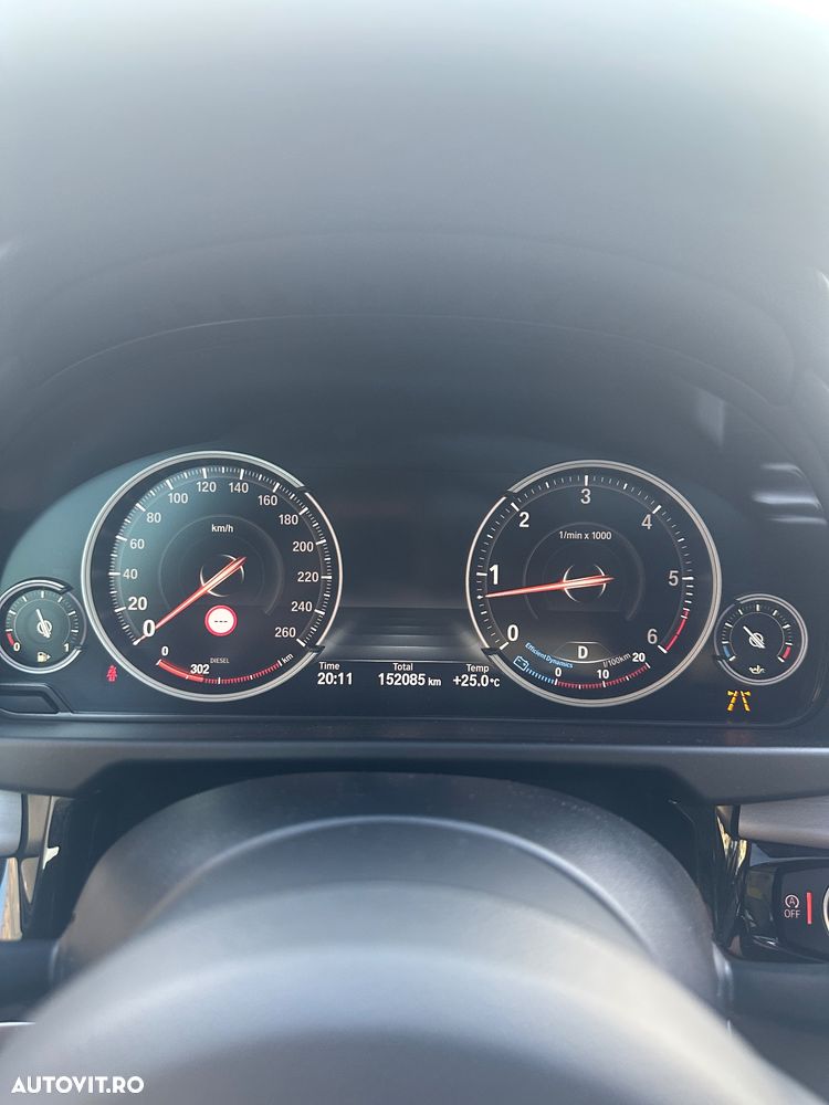 BMW X5 xDrive30d - 14