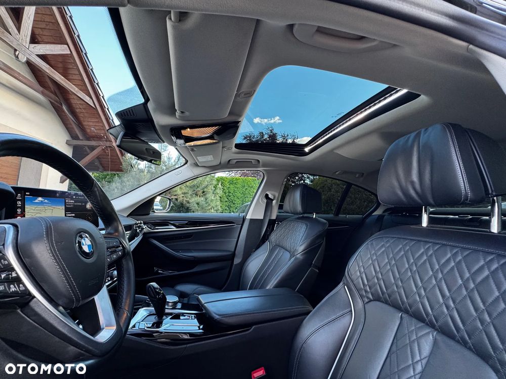 BMW Seria 5 530d mHEV Luxury Line - 15