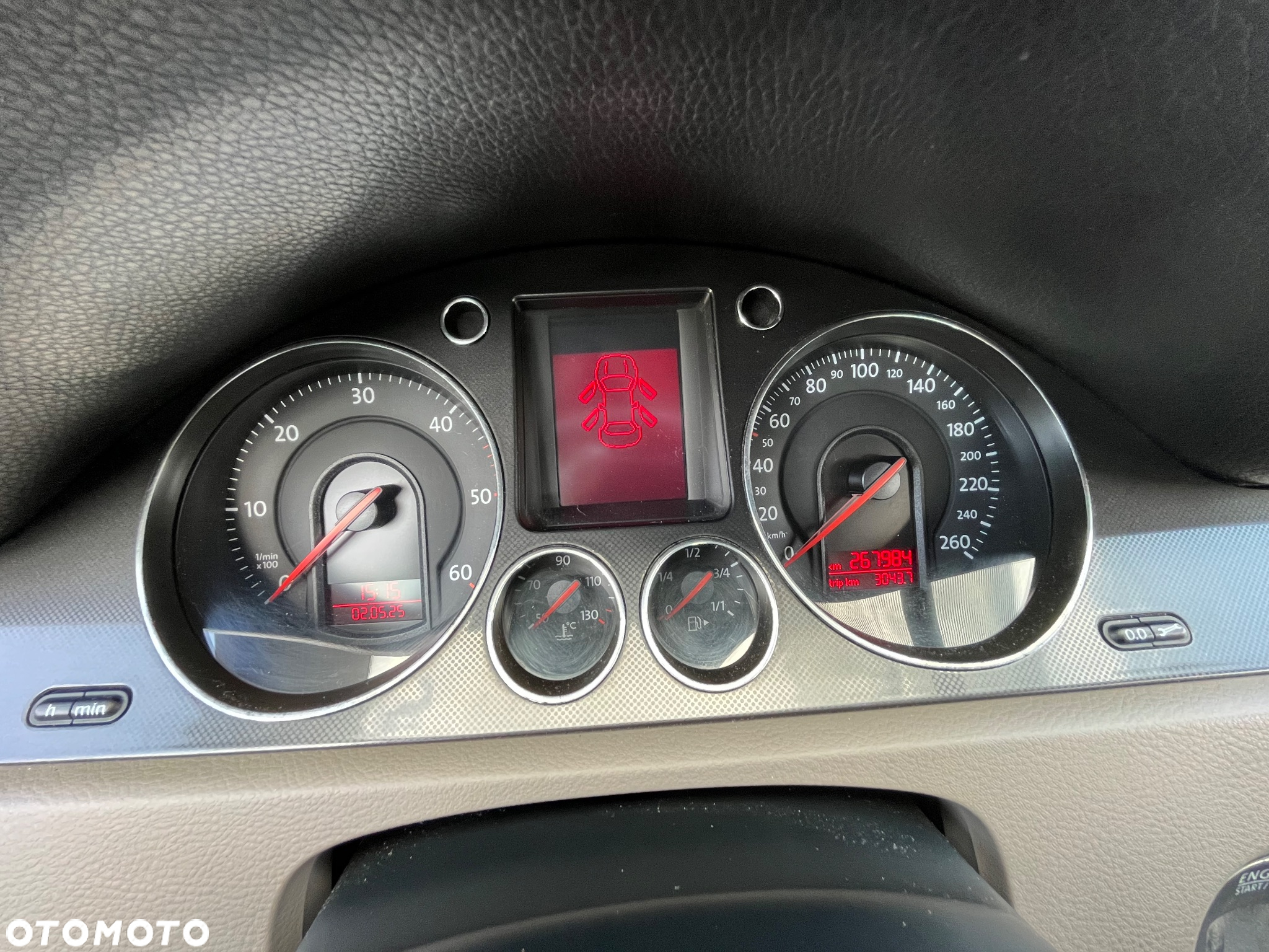 Volkswagen Passat 2.0 TDI Comfortline - 11