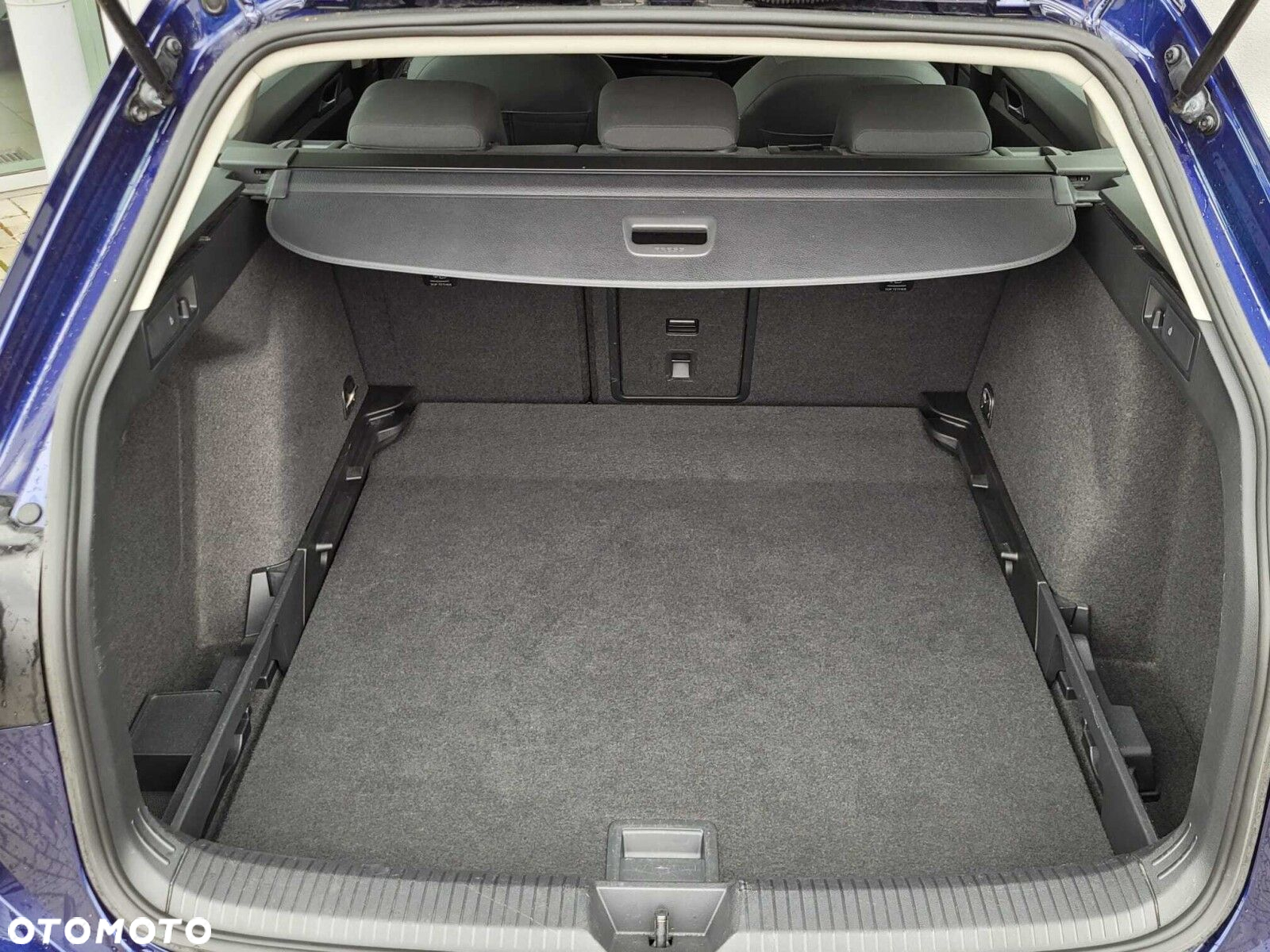 Volkswagen Golf VIII 2.0 TDI Life DSG - 13