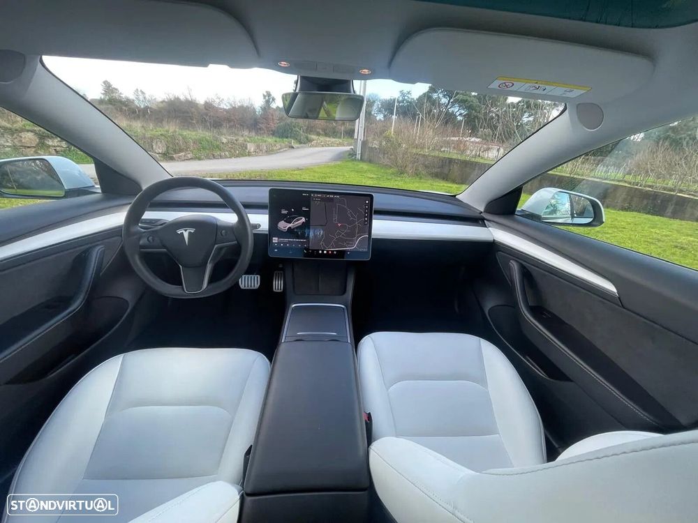 Tesla Model 3 Long Range AWD Dual Motor Performance - 19