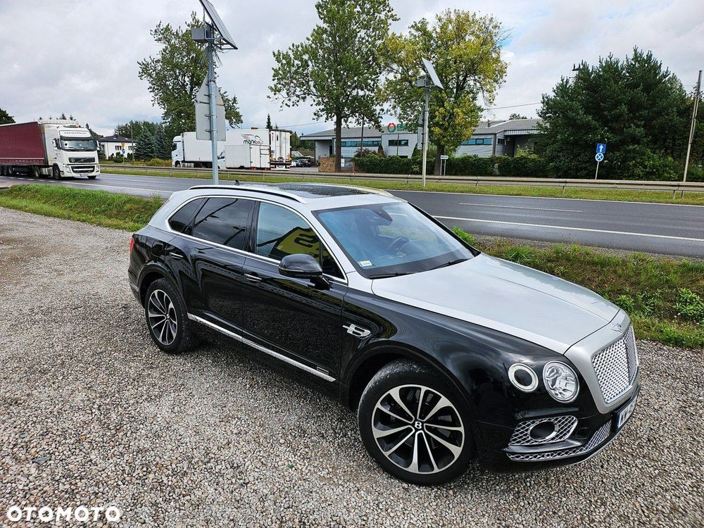 Bentley Bentayga - 4