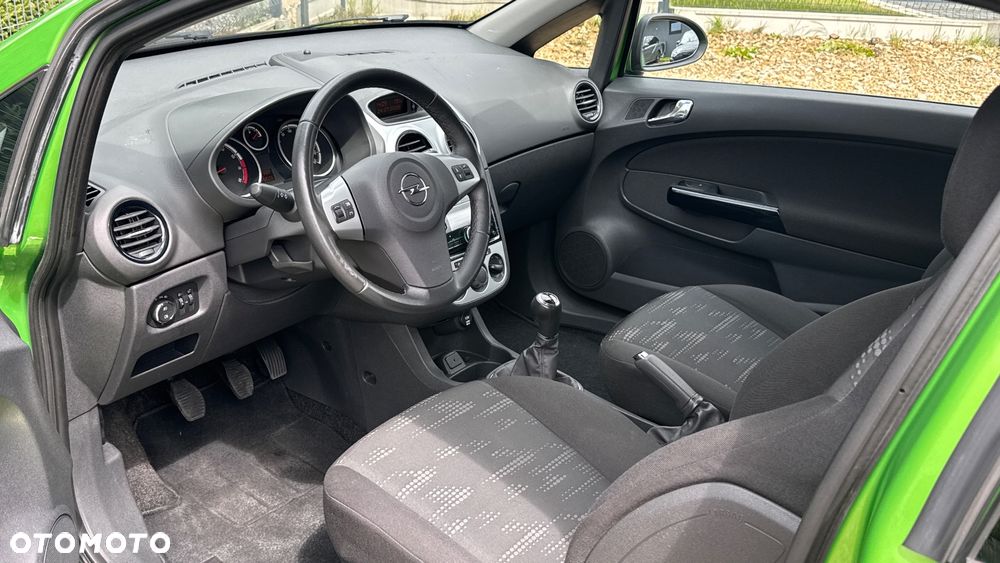 Opel Corsa - 8