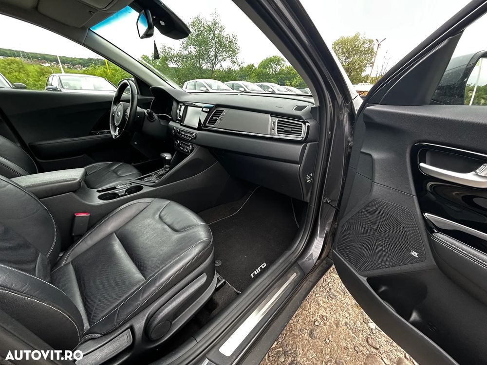 Kia Niro 1.6 GDI PHEV 2WD Aut. Edition 7 - 25