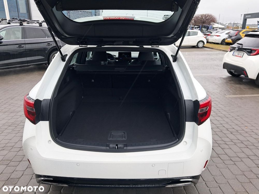 Toyota Corolla 1.8 Hybrid Comfort - 22