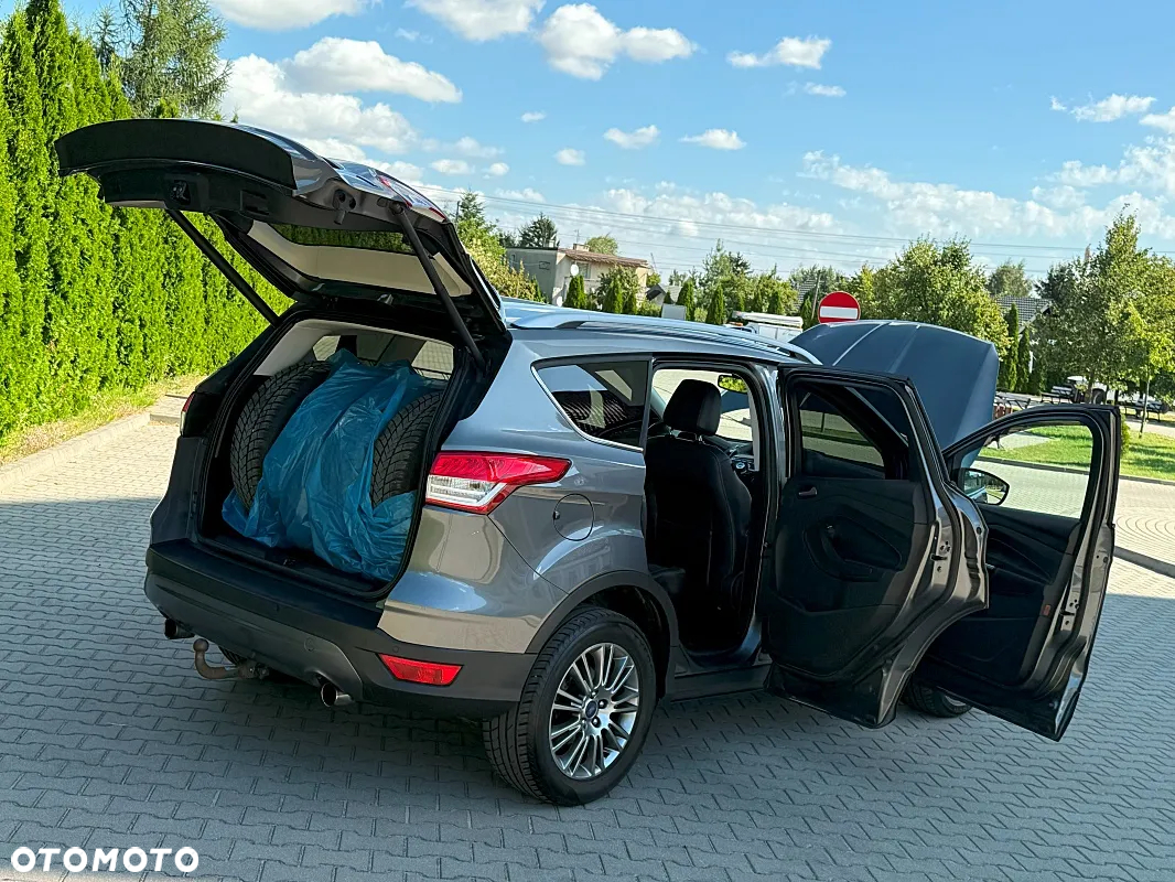 Ford Kuga 1.6 EcoBoost 2x4 Titanium - 40