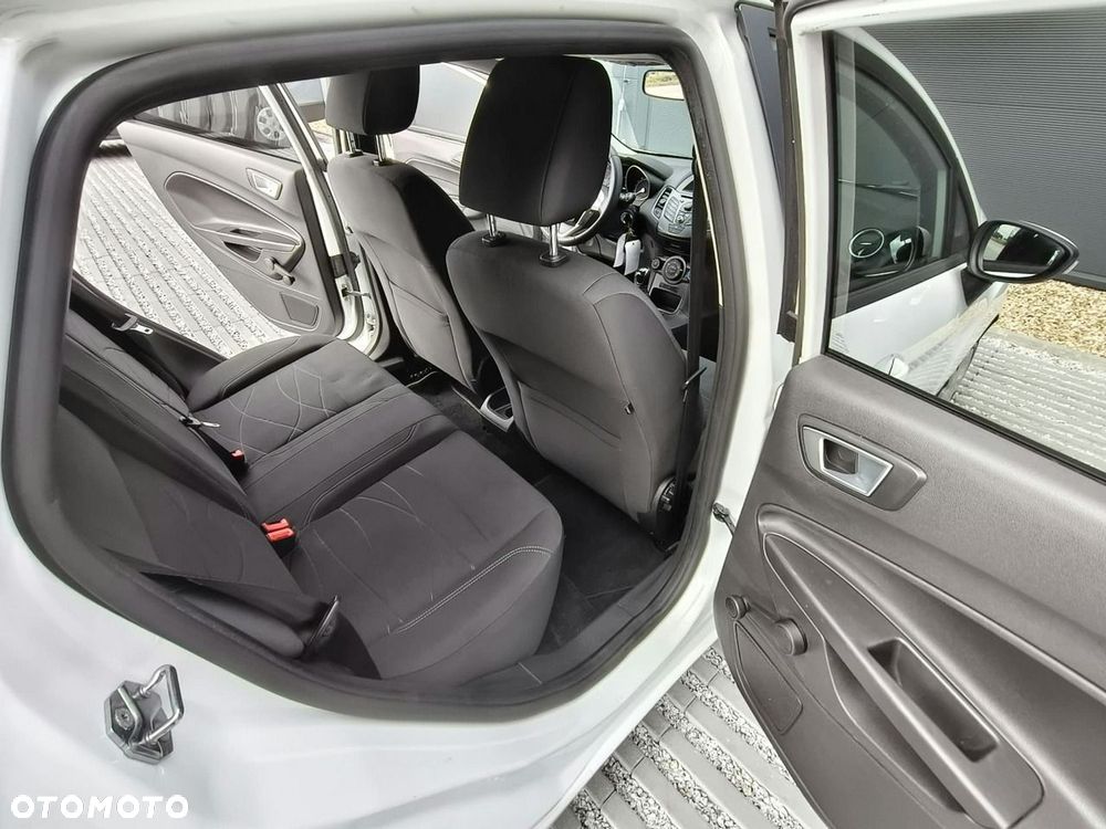 Ford Fiesta - 18