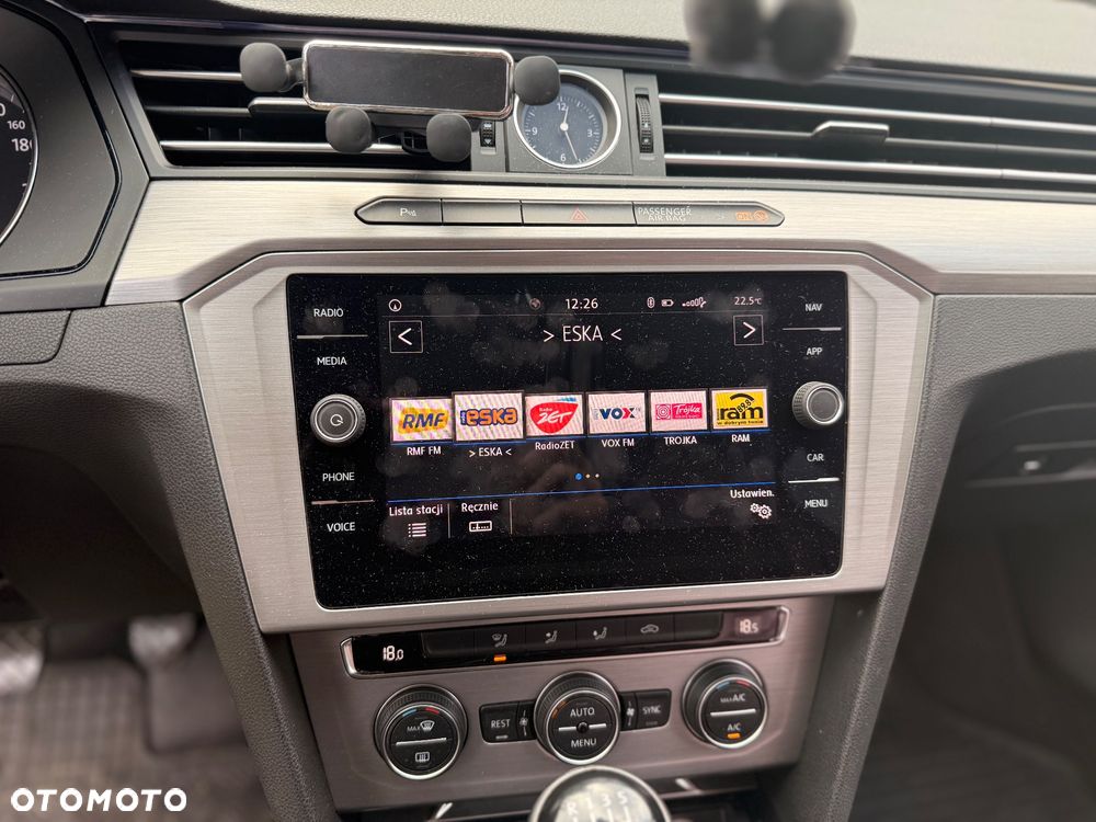 Volkswagen Passat 2.0 TDI SCR Trendline - 9