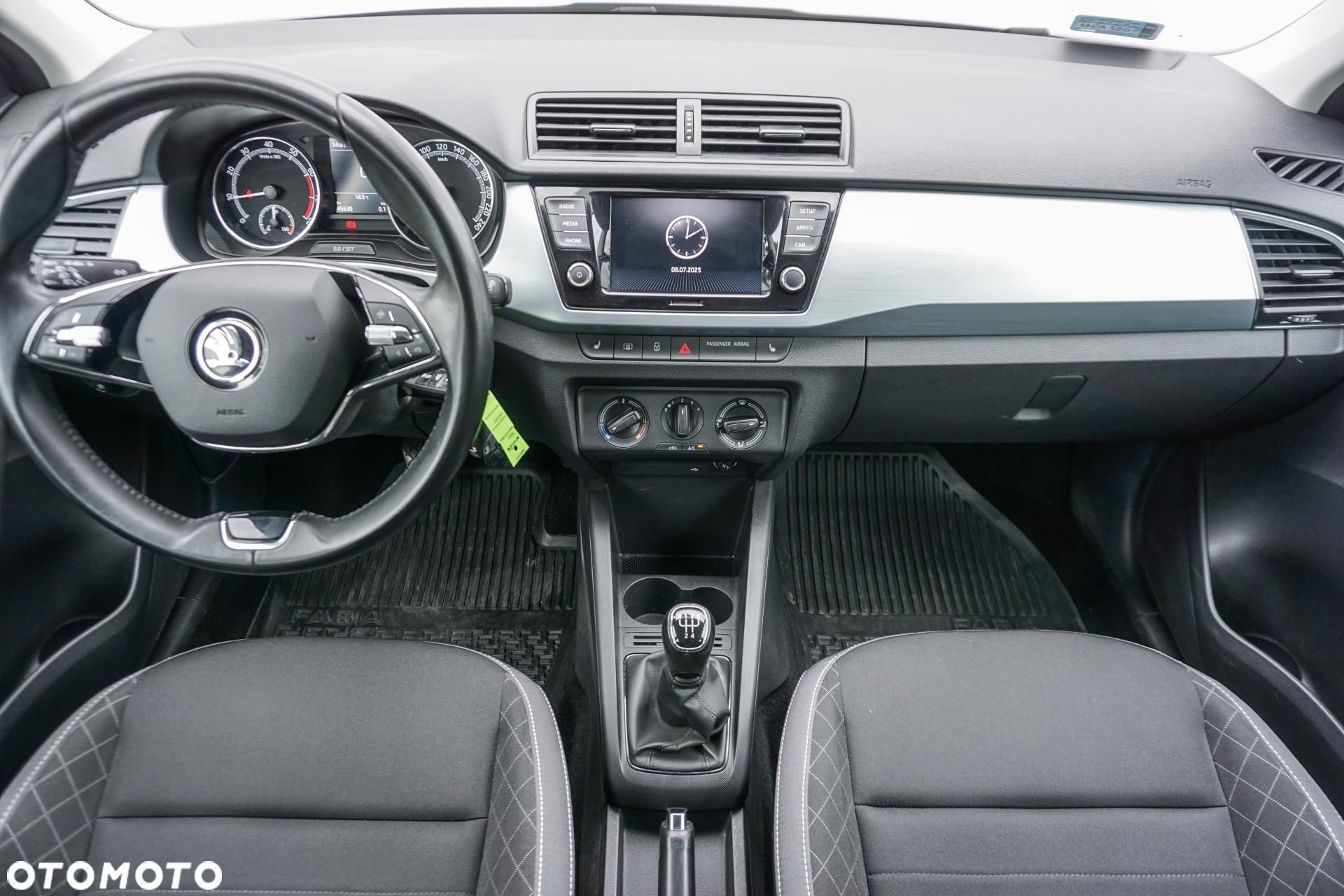 Skoda Fabia - 20