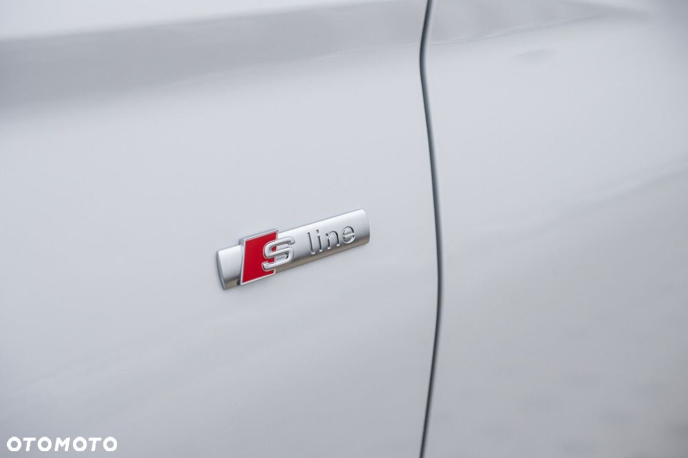 Audi Q6 e-tron - 7