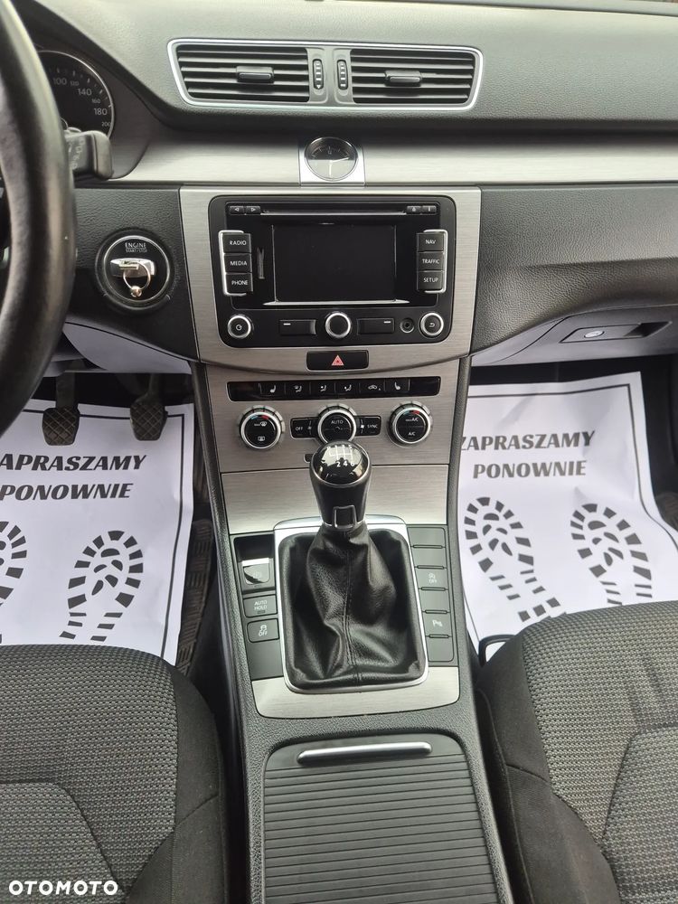 Volkswagen Passat 2.0 Blue TDI SCR Exclusive - 8