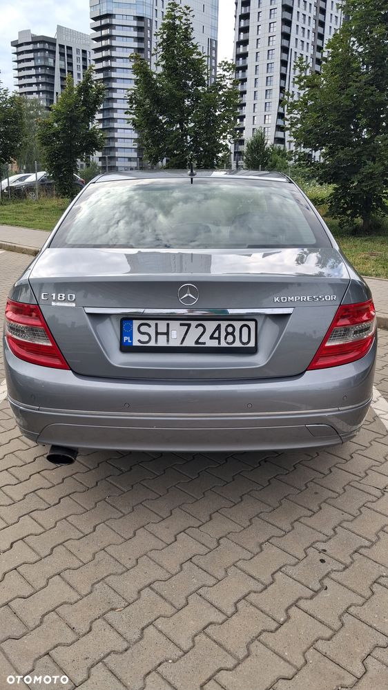 Mercedes-Benz Klasa C 180 K BlueEff Elegance - 4