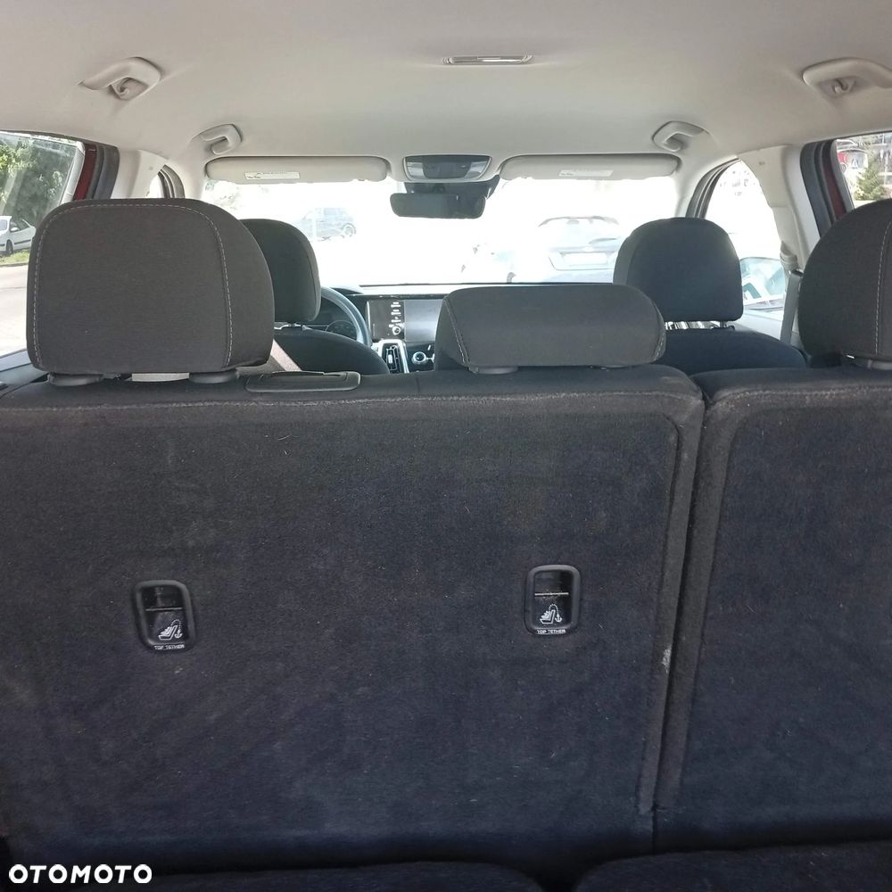 Kia Sorento - 25